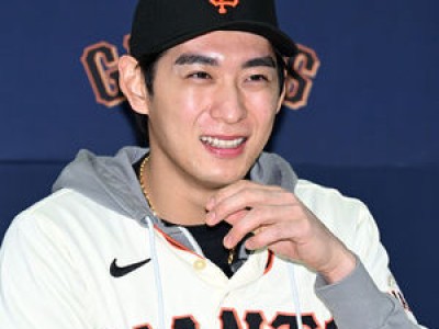 이정후 우익수로 변신해 팀에 기대감 높여