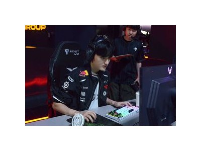 페이즈 김수환 첫 출전에 패배하며 후배에게 승리 선물 못 해 미안함