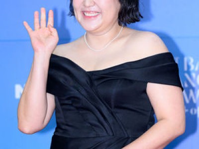 이수지 백상 예능상 수상 무대 웃음과 감동으로 뜨거운 반응